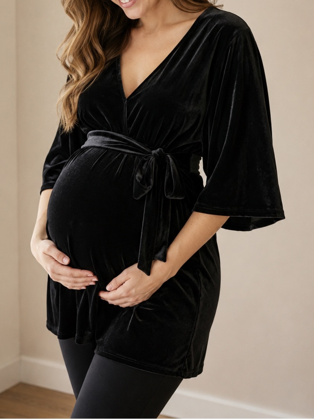 A Pea in the Pod Black Velvet Maternity Top Size M NWOT